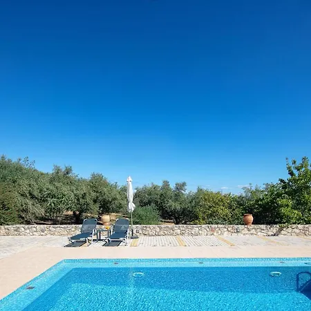 Apartament Greek Sky - New Modern With Shared Pool